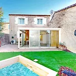 Maison *