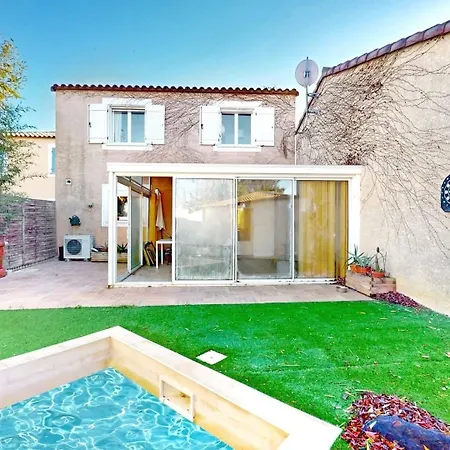 Maison *